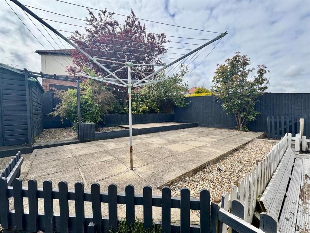 Garden 3.jpg