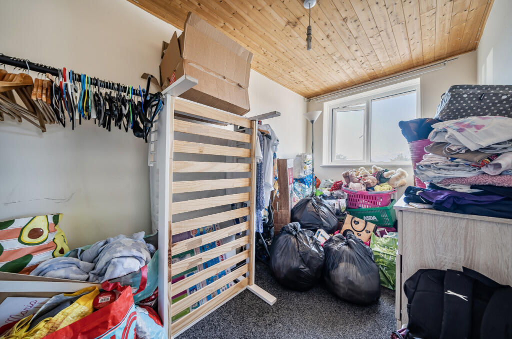 1317839-7-687541f...