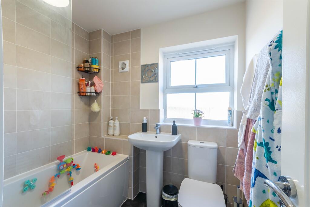 En Suite Bathroom