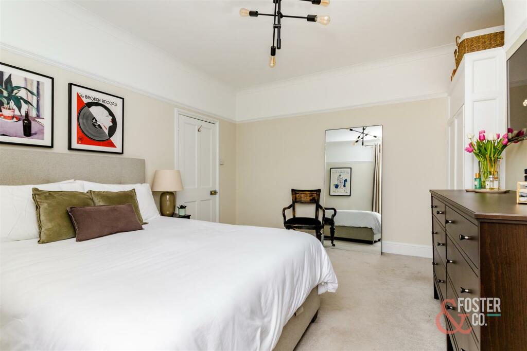 Goldstone Villas 46 Flat 3-14.JPG