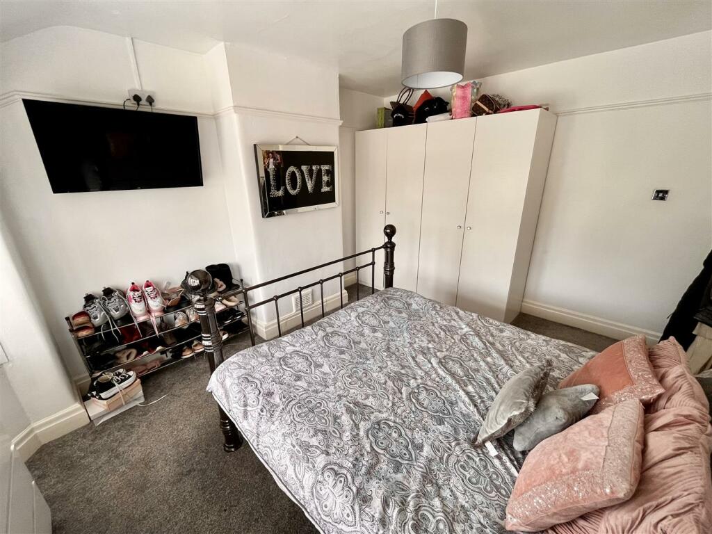 Bedroom 2 Aspect 2