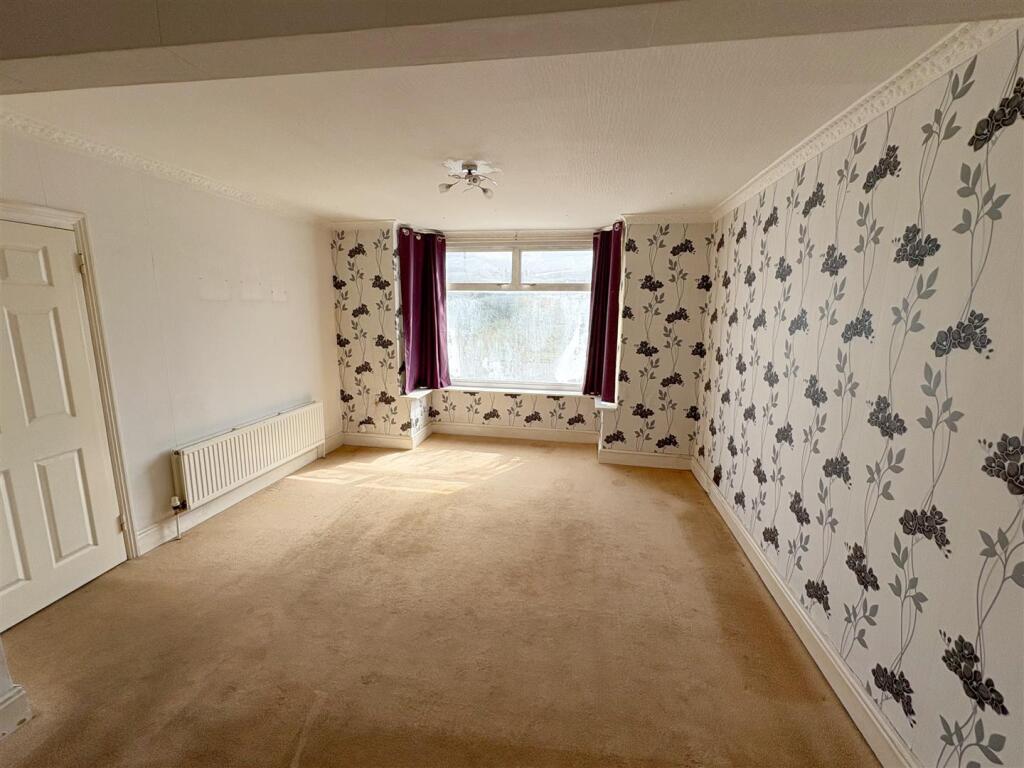 Through lounge_dining room.jpg