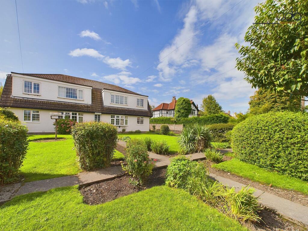 Welcome to Laister Court