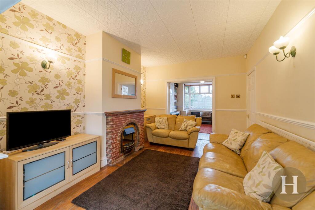 Hadleigh Estate Agents-21.jpg