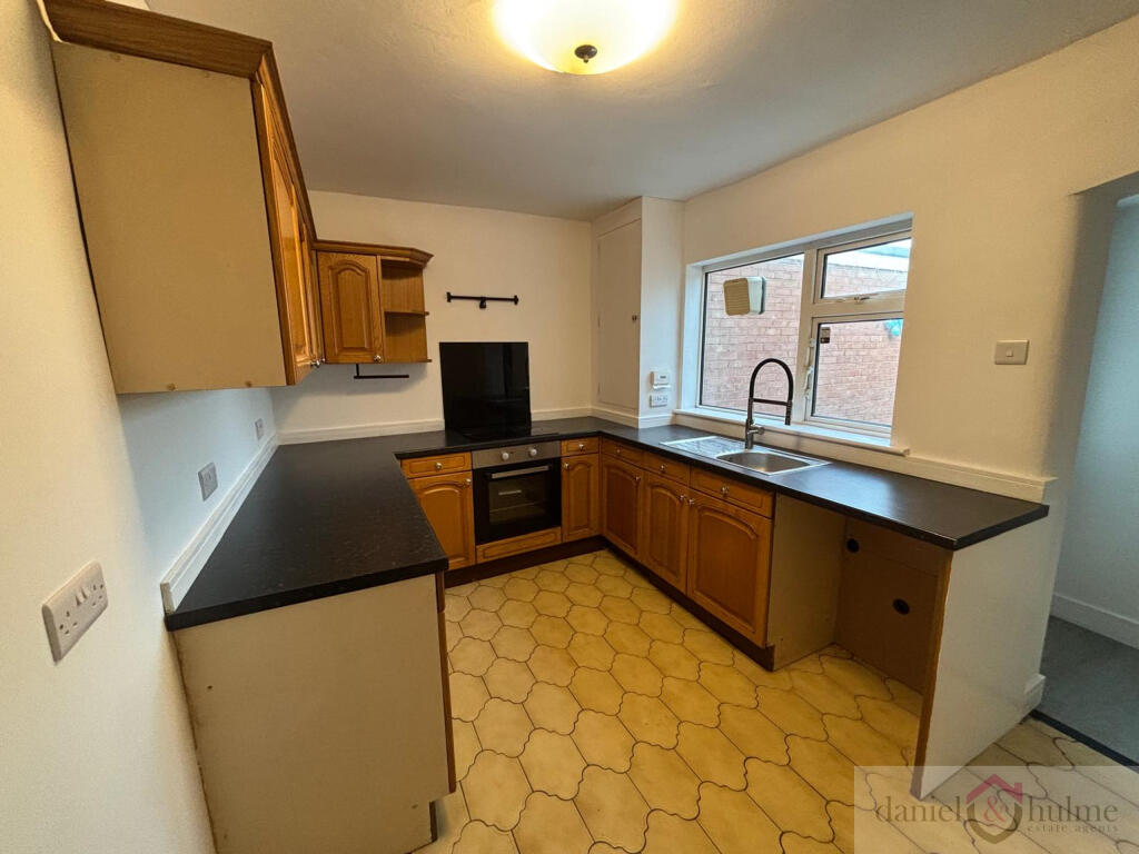 6acf86ec-2f52-4517-ab61-8e644414340b