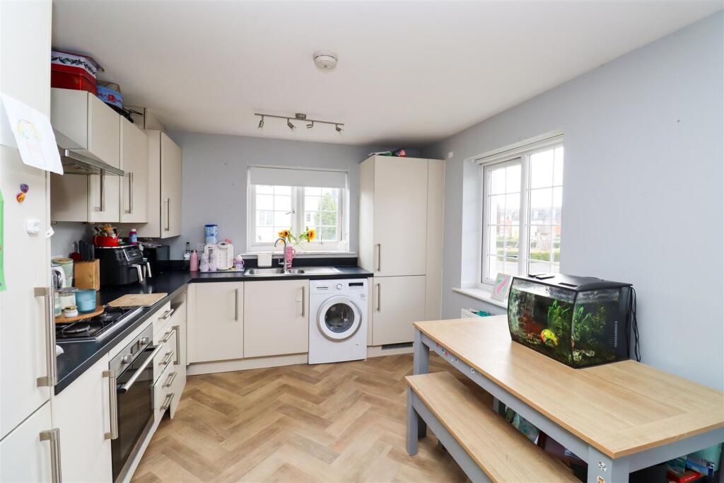 Kitchen/Breakfast Room