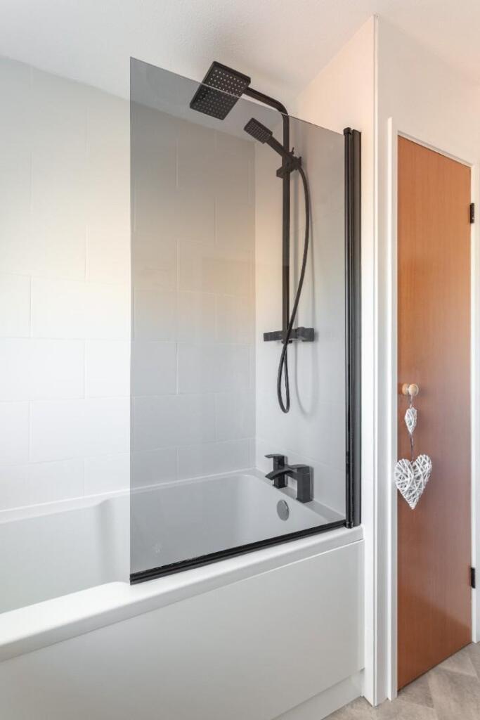 Chatsworth Close-20.jpg