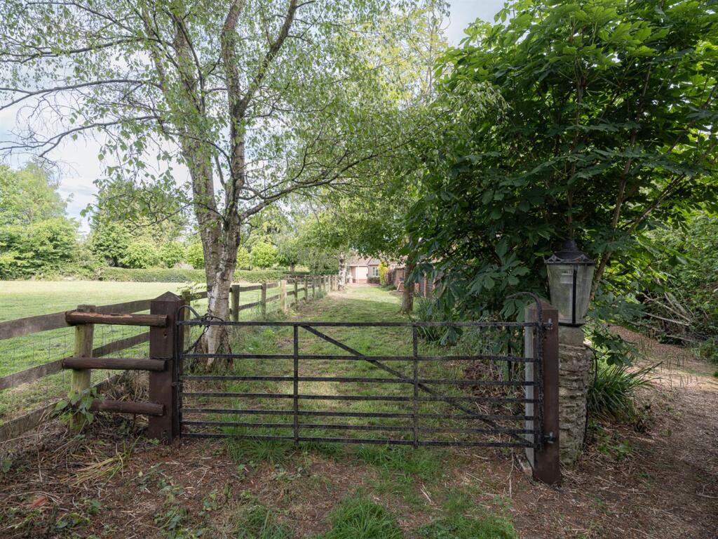 Bremhill View-32.jpg