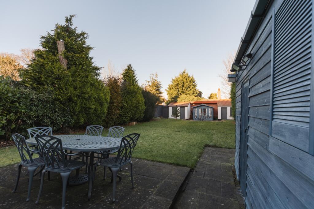 CHURCH ROAD EWE MOVE-88