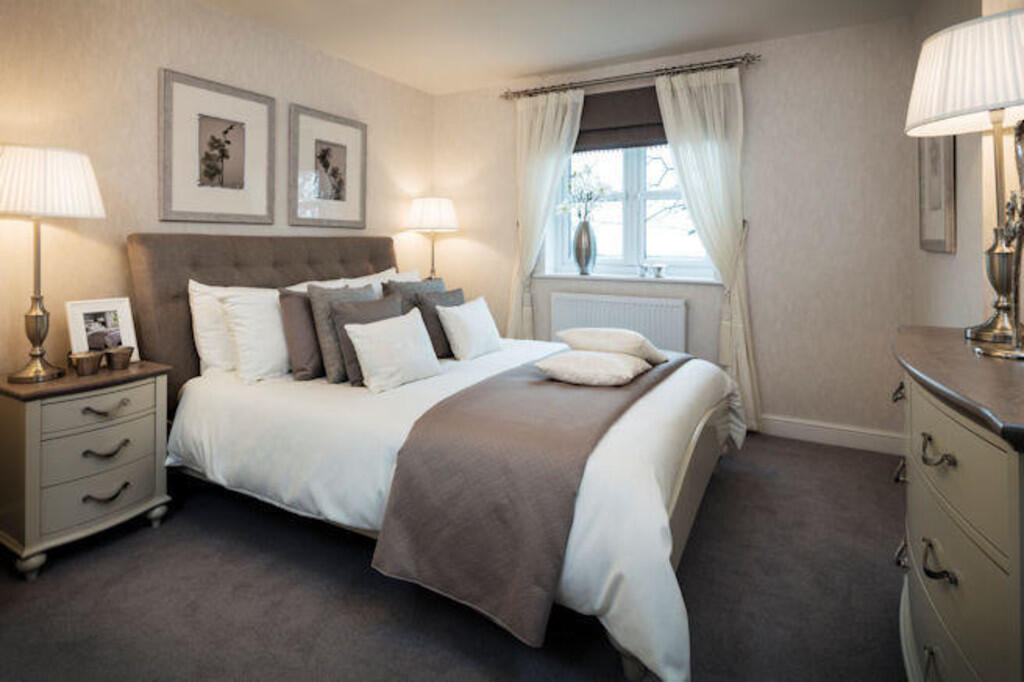 221333_TheDavenha...