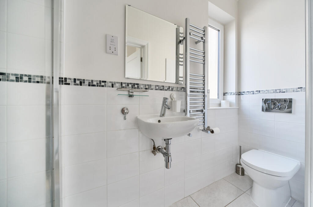 Ensuite Shower Room