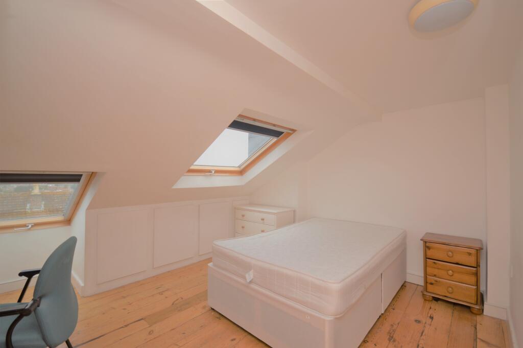 Photo 06