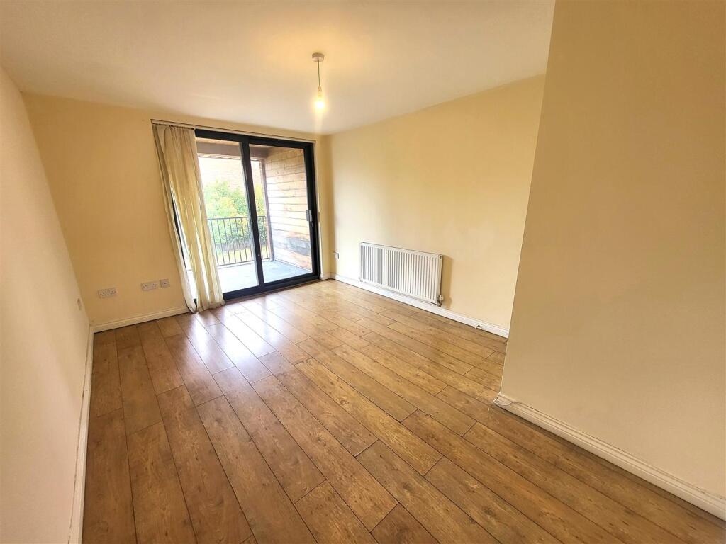 Sitting Room Pic 1