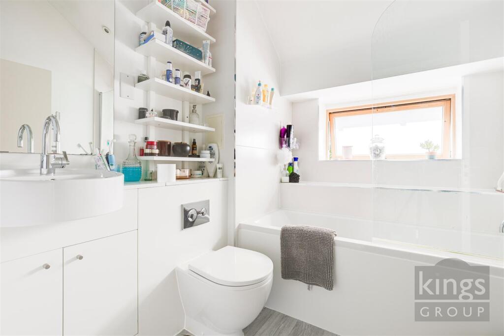 En-suite jpg