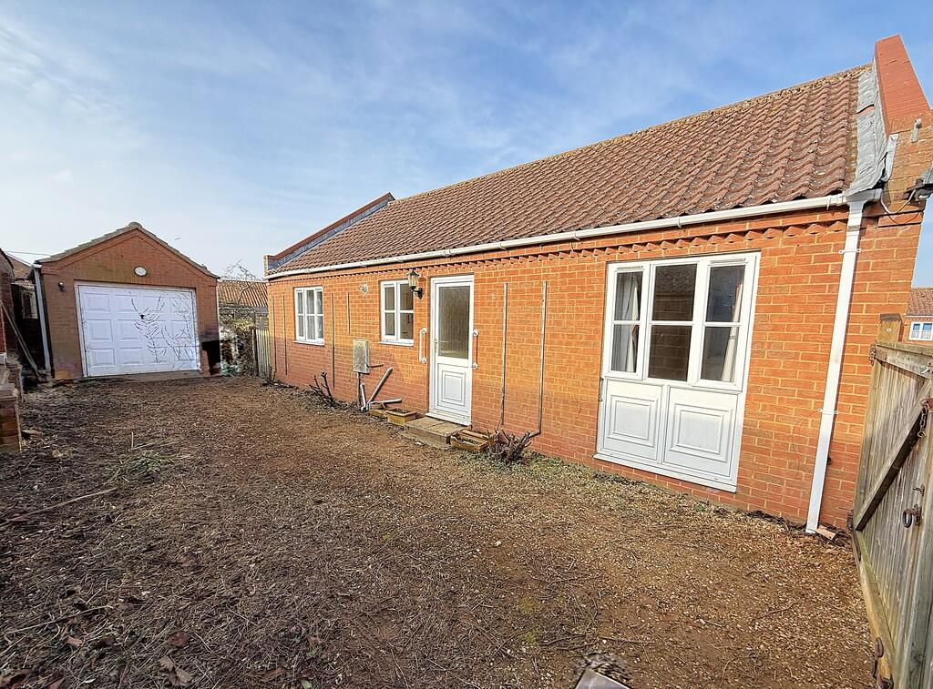 SIDE PARKING GARA...