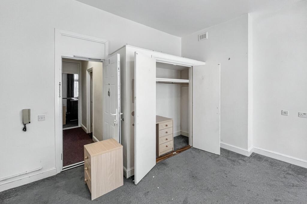 96 Ritherdon Road, Tooting, London SW17 8QQ