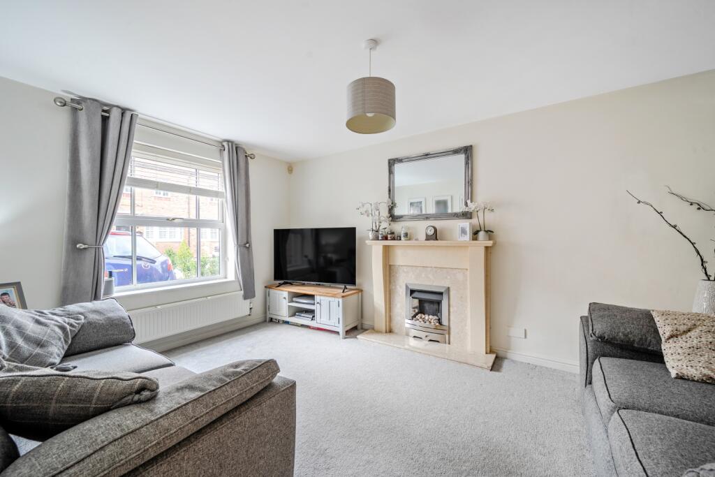 1375841-16-6908b01d43d72