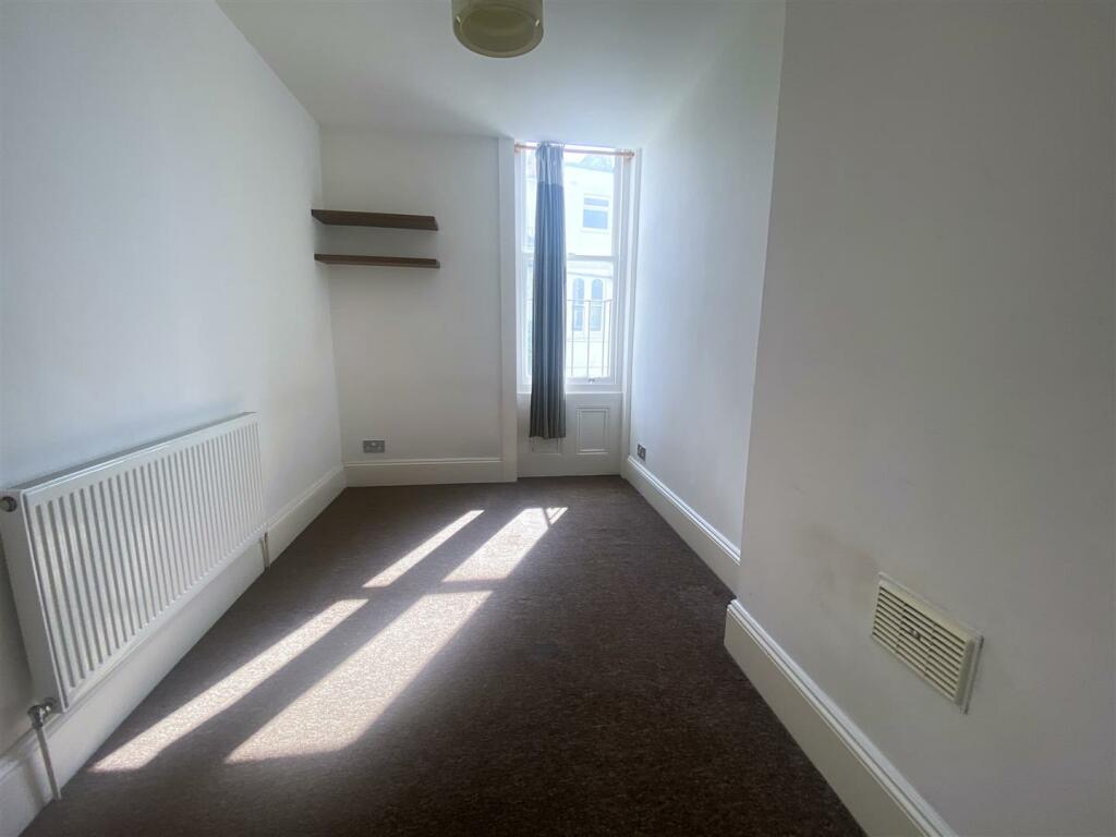 Bedroom.jpg