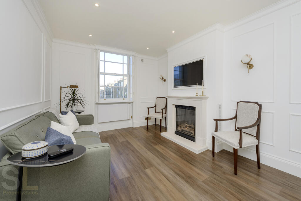 3&#64;16 st georges drive-0419