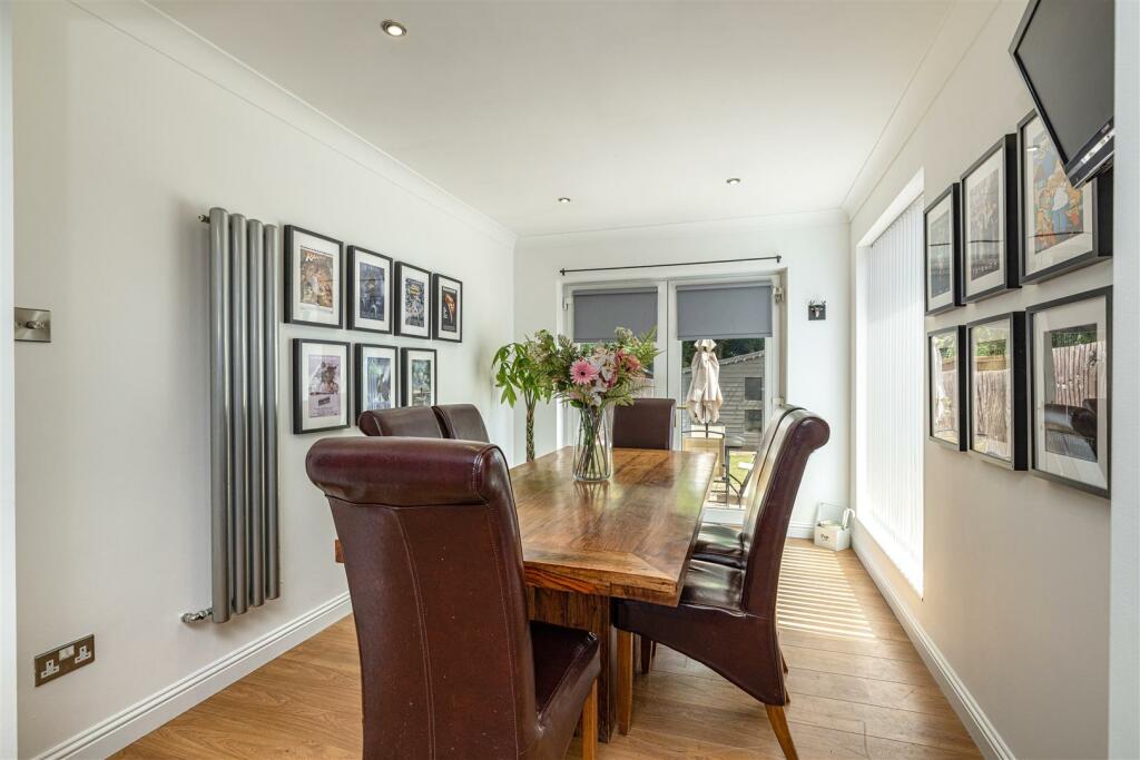 8 Tweedbank Avenue Tweedbank 23.JPG