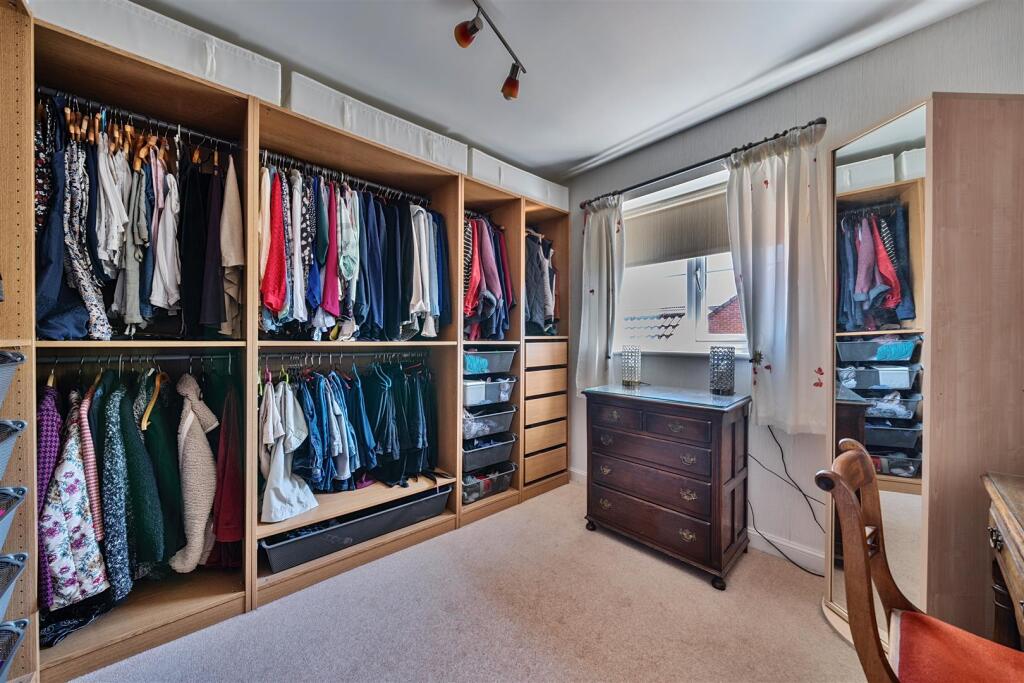 Bedroom/Dressing Room