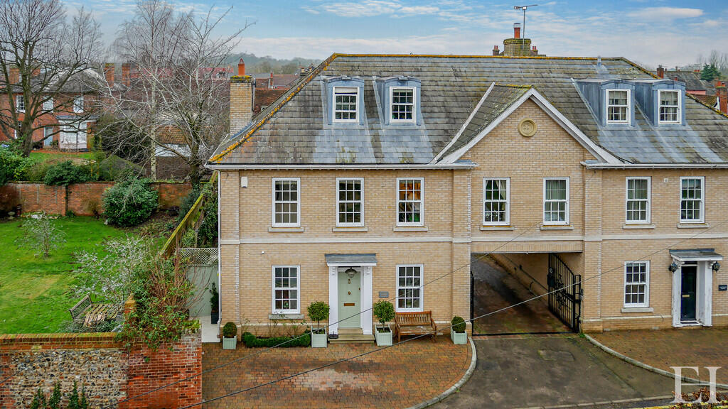8632598-exterior1...