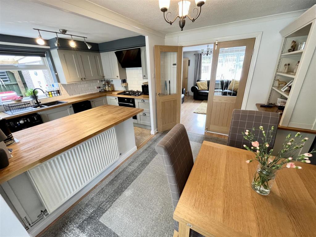 Dining Kitchen 3