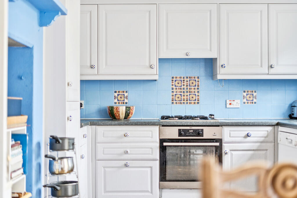 1326955-11-68790d...