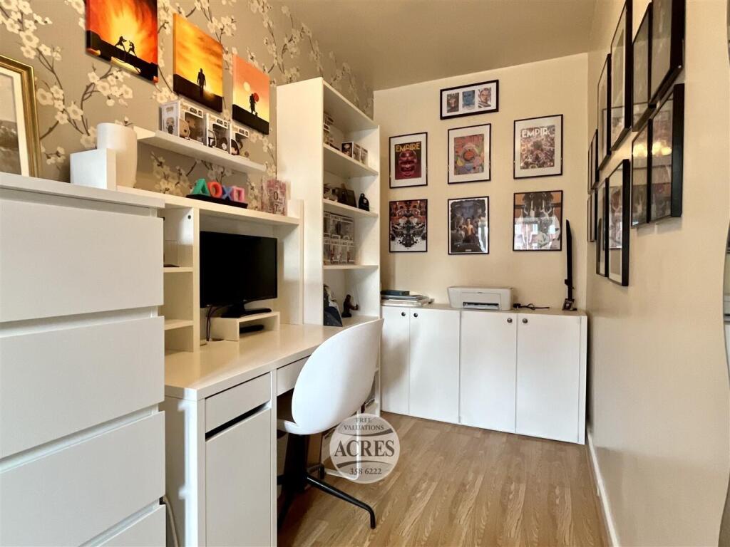 image00017 (Large).jpg