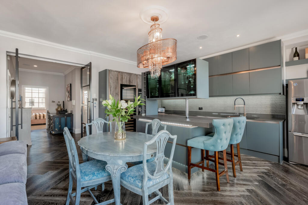 William House 3 Parade, Leamington Spa, Warwickshire CV32 4DG