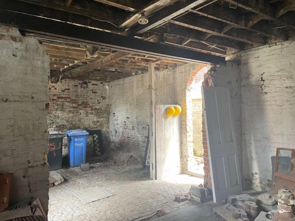 17 T202506271139.jpg