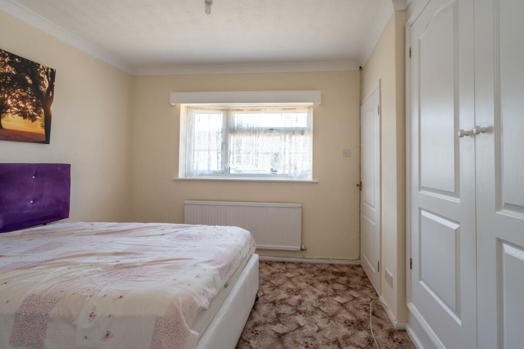 Bedroom 1 - Photo 4.jpg