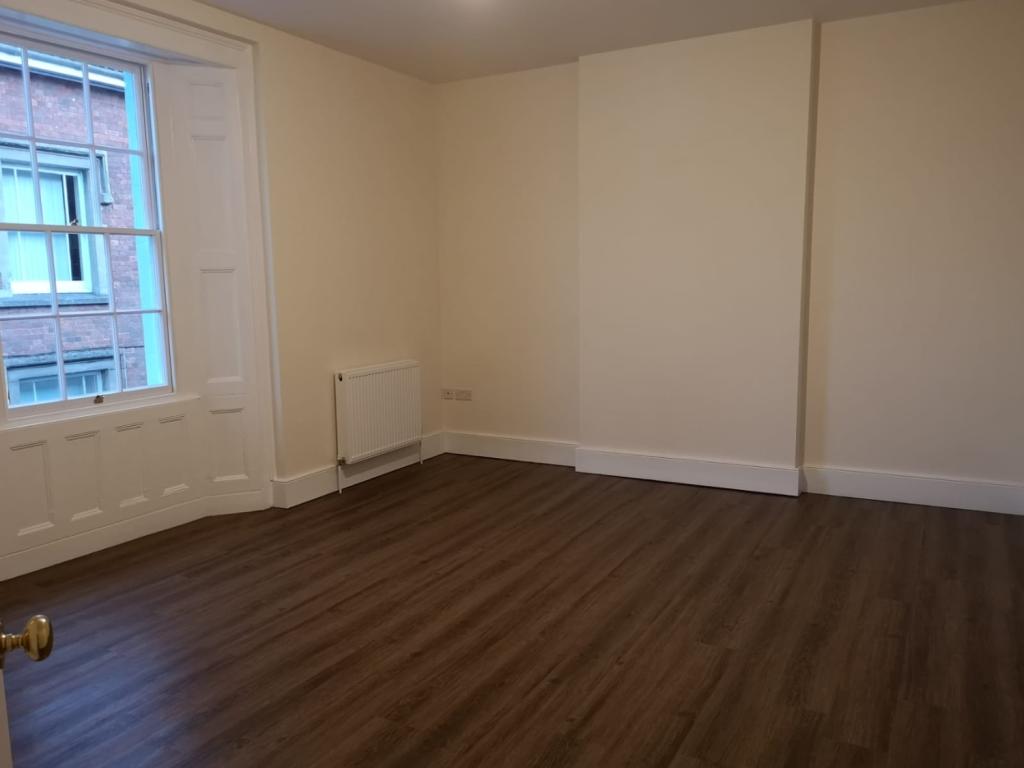 Bedroom (Master)