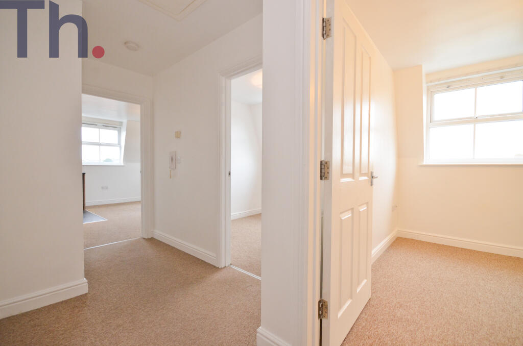 Hallway - Newport - Isle of Wight Estate Agents.JP