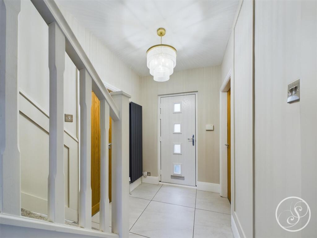 ENTRANCE HALLWAY