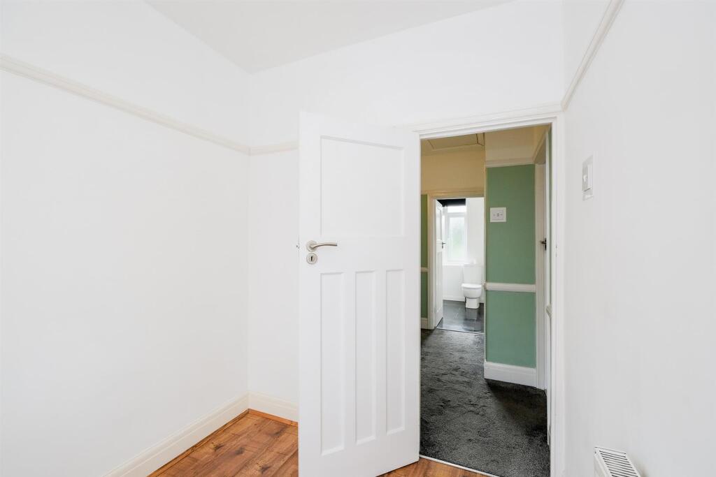 19 Crawley Road-30_web.jpg