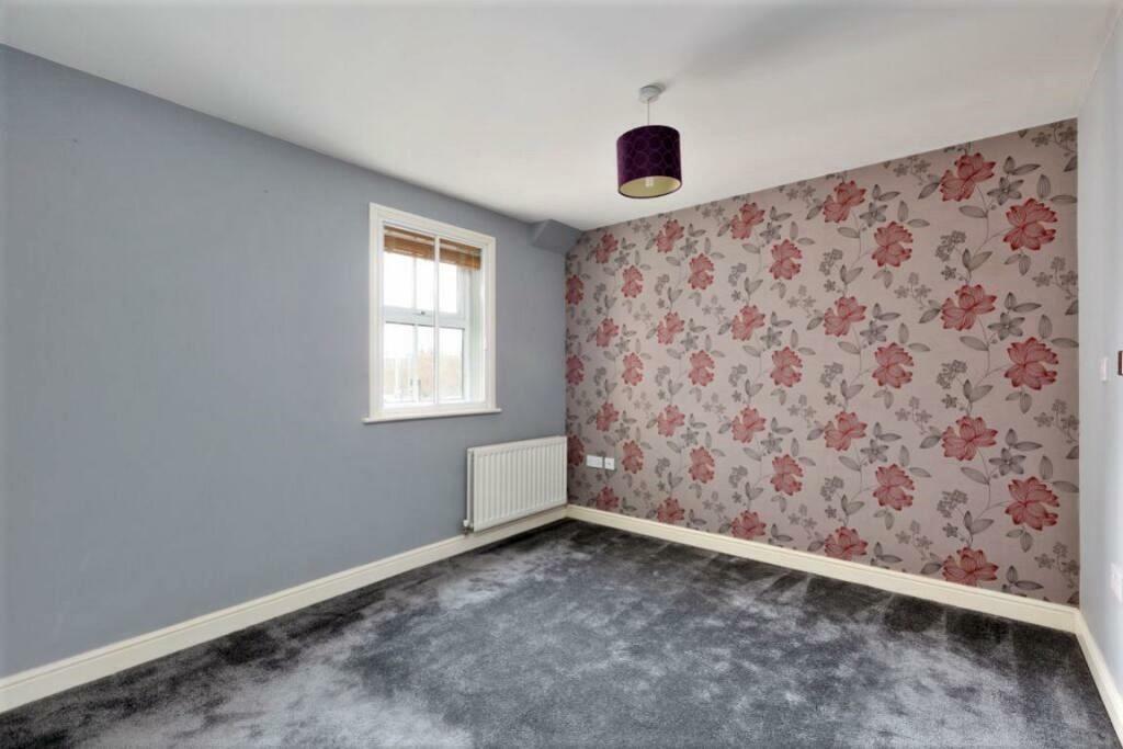 bedroom 1 hb.jpeg