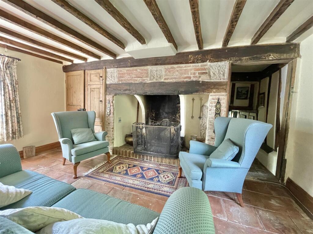Living/Dining Room