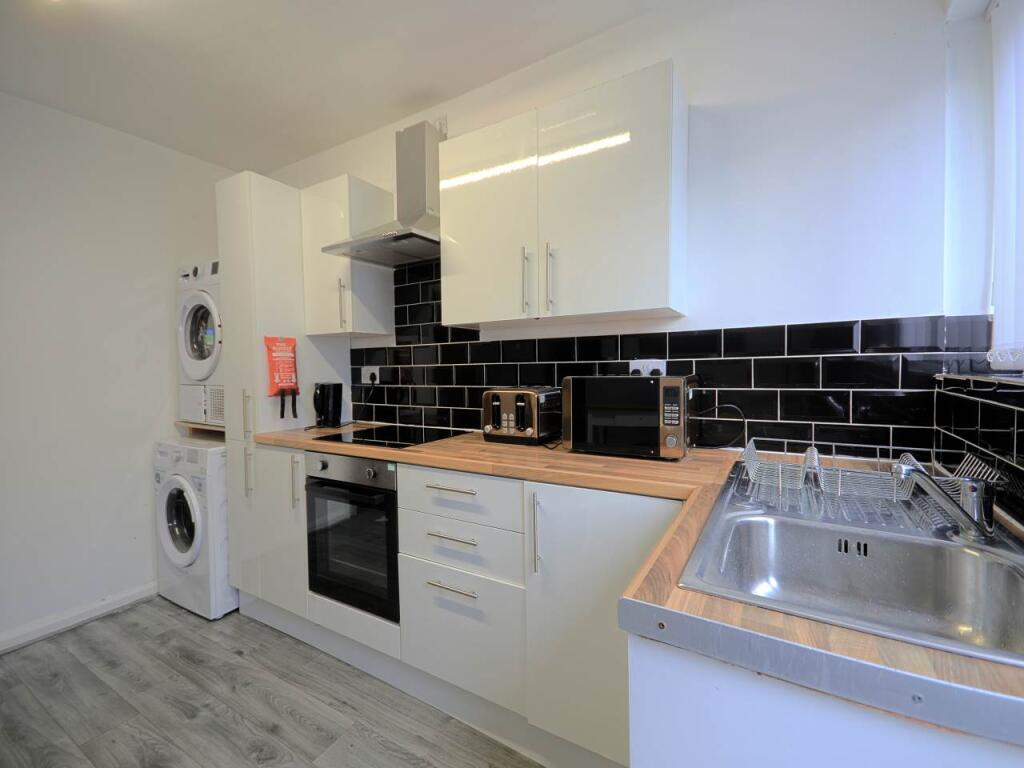 Kitchen_2