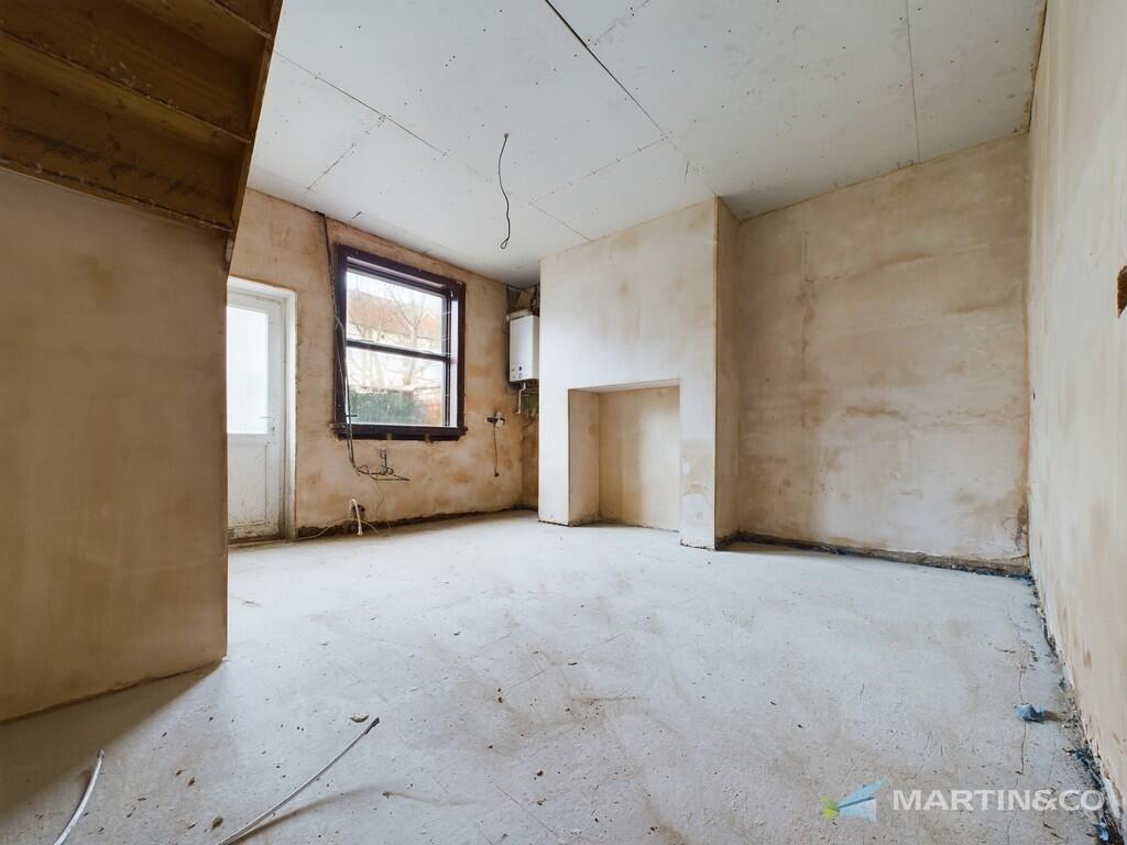 CAM02318G0-PR0397...