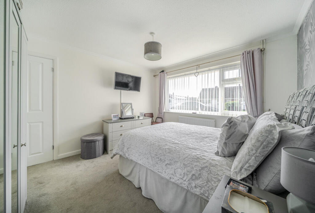 1359342-12-68da63...