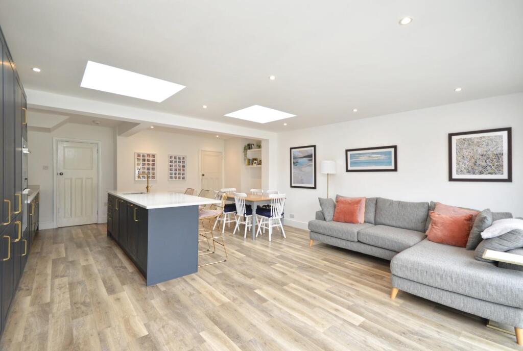 Open Plan Kitchen/Dining/Family Room