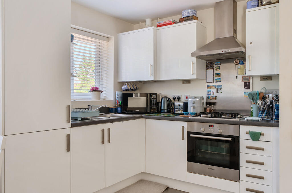 1320311-15-686cd7...