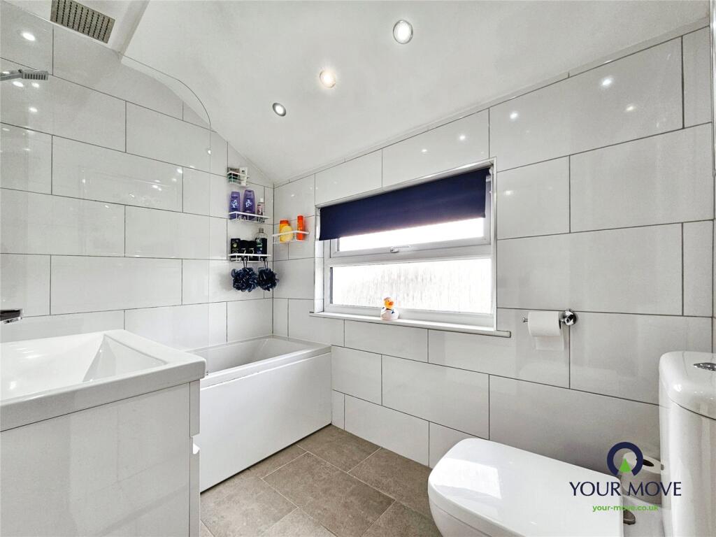 Family Bathroom/Wc