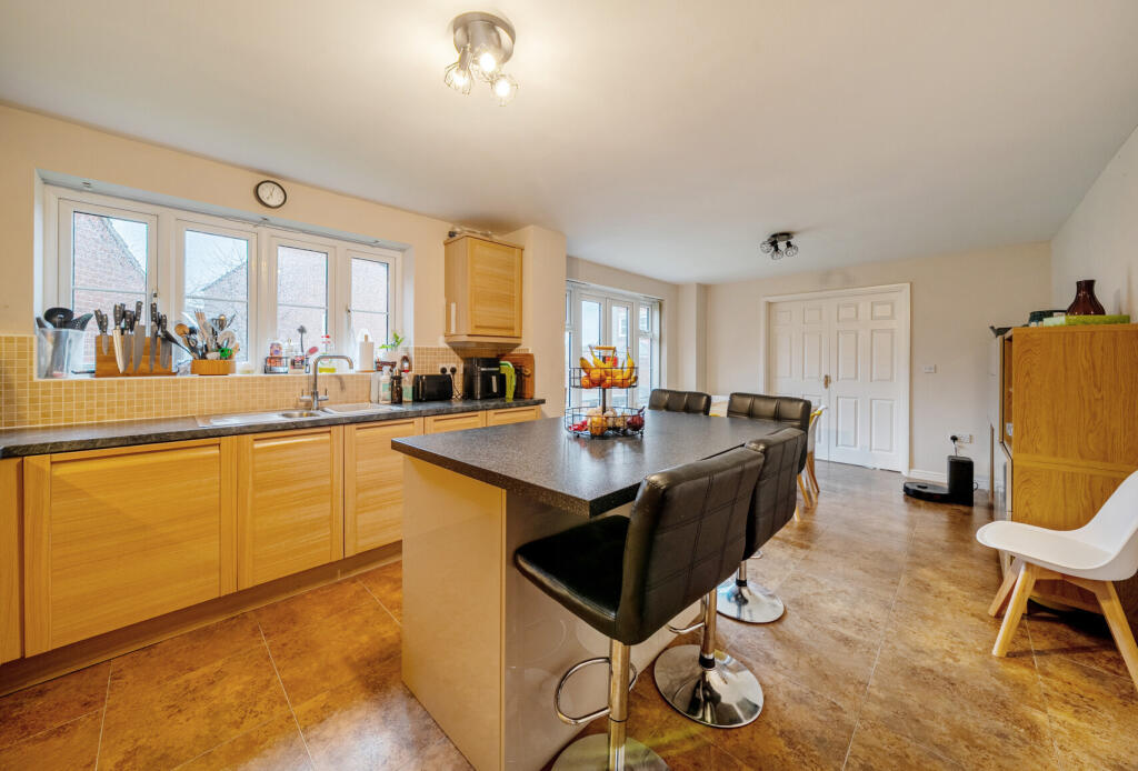 1374512-21-69172d...