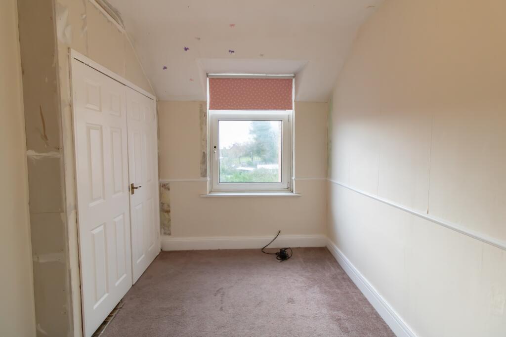 IMAGE 10
