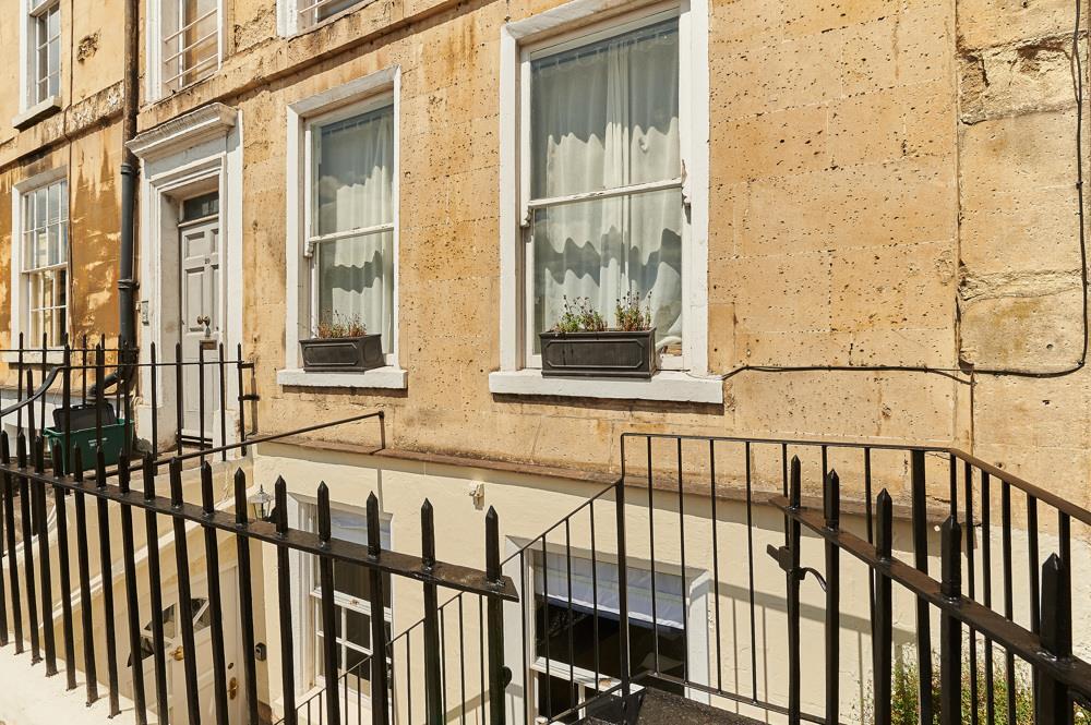 Basement Flat 20 Walcot Terrace -13.jpg