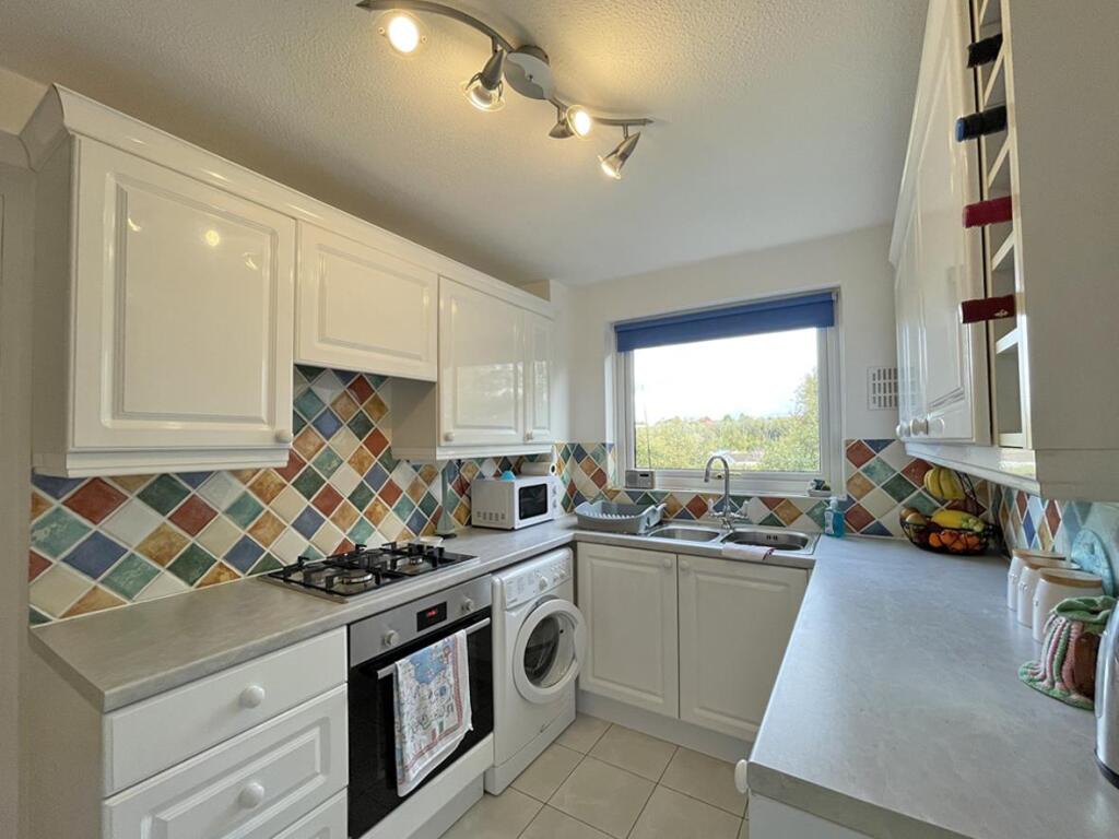 Dunraven Drive 66- Kitchen.jpg