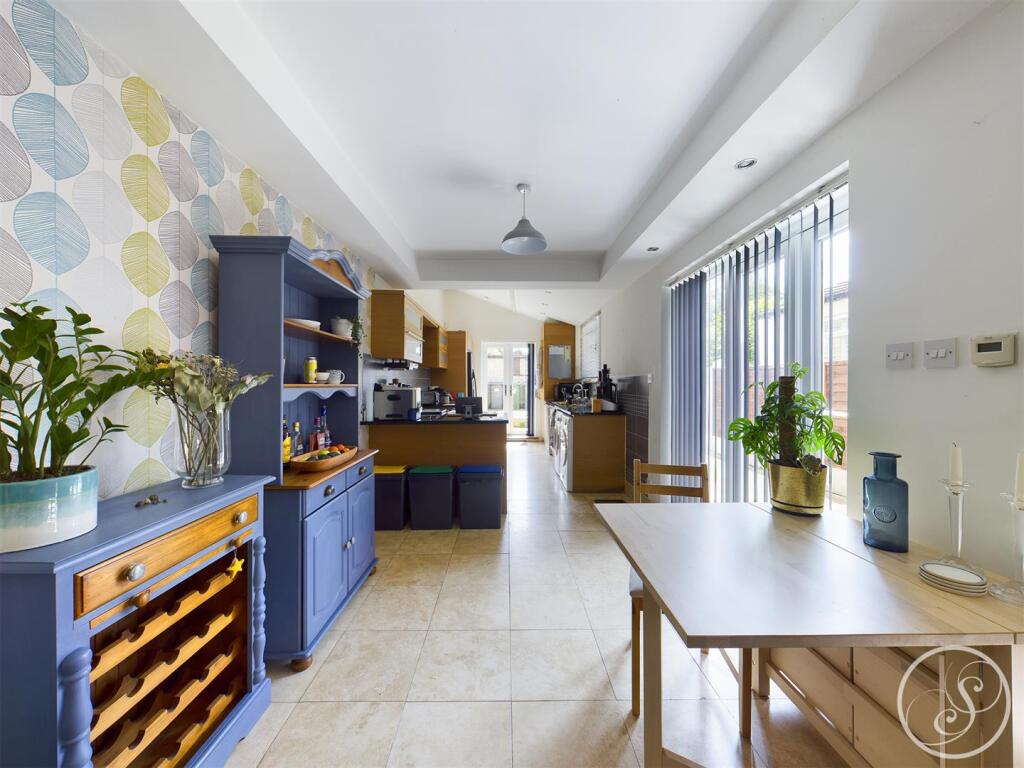 Kitchen/Diner/Family Room