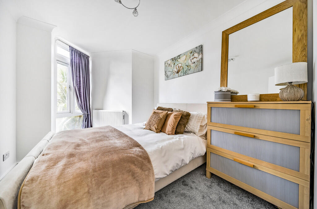 bedroom1-1